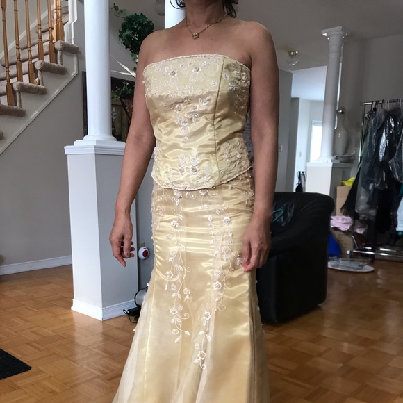 WOMANS COCKTAIL DRESS SIZE MEDIUM FULLY ADJUSTABLE TOP - Picture 8 of 9